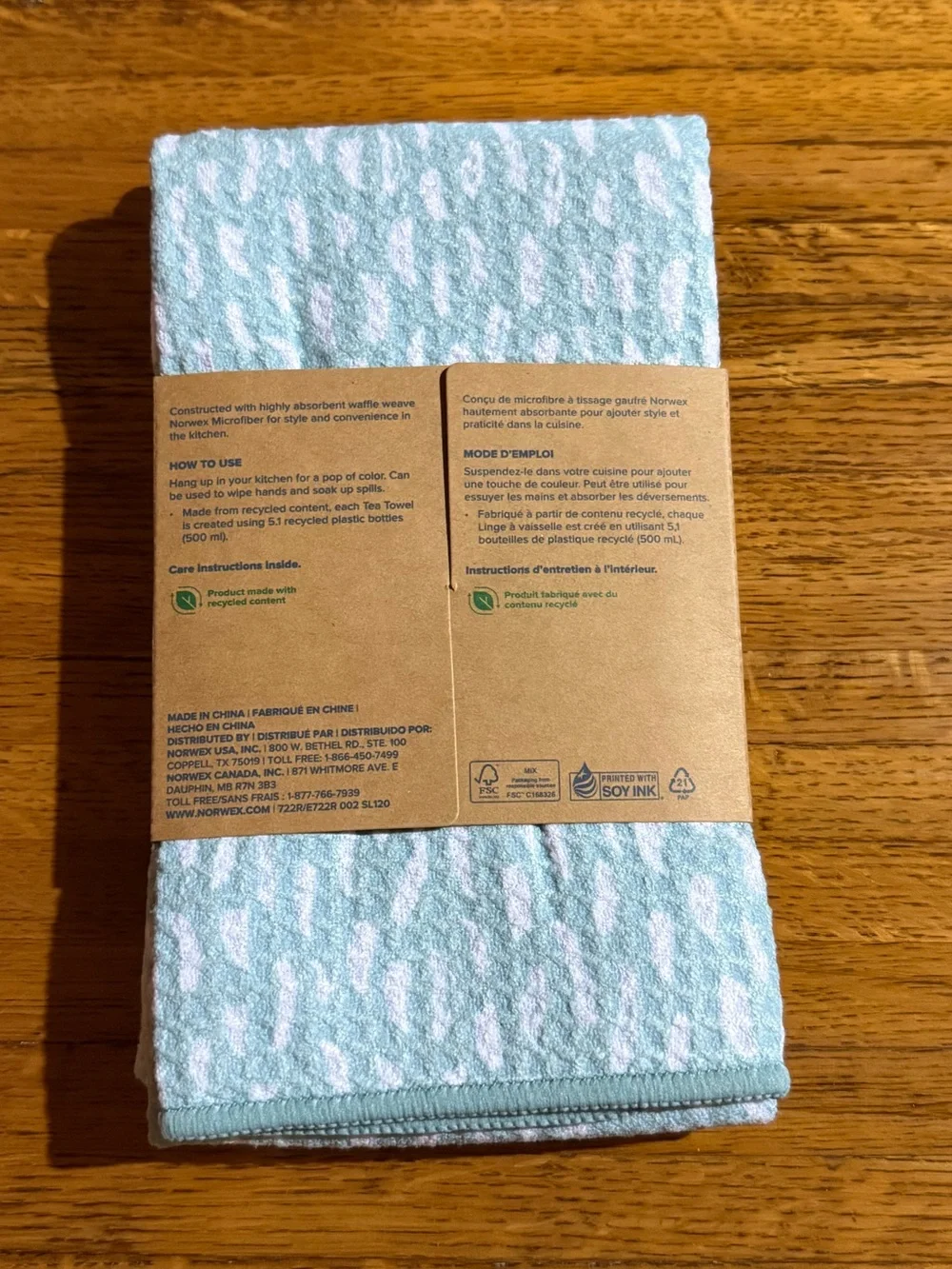 Norwex Waffle Weave Kitchen Set Tea Towels and dual sided sponges Set of 6 NWT